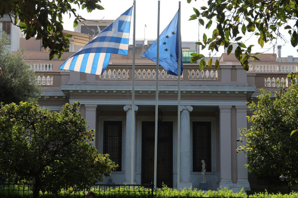 Σε δικαστικό σπιράλ το Μαξίμου, αντιμέτωπο με καθετοποιημένη διαφθορά - Οι εκλογές θα διεξαχθούν με φόντο ανοιχτές δικαστικές υποθέσεις