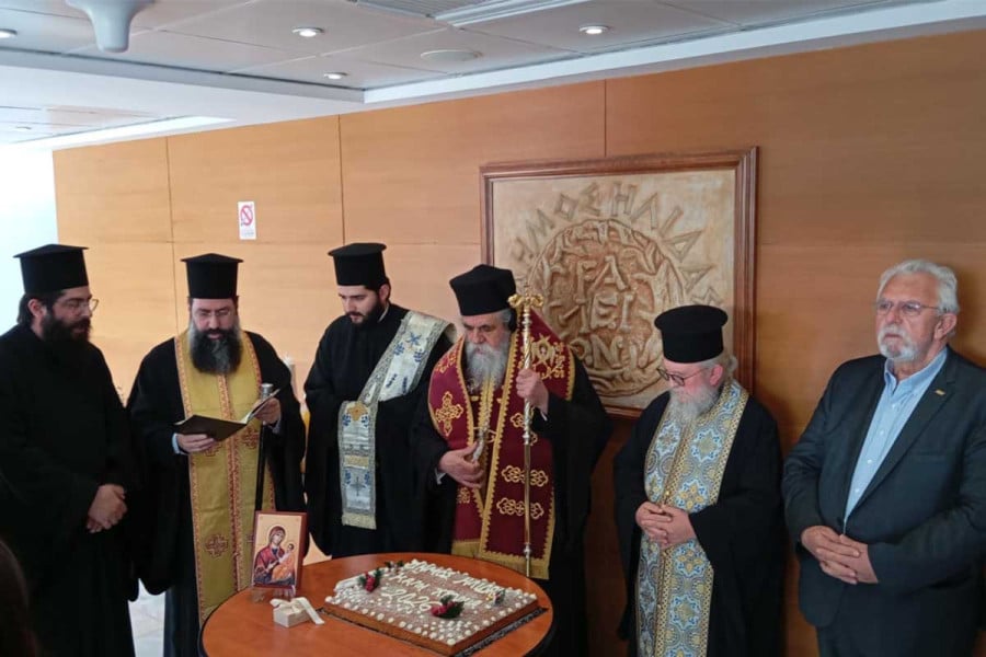 Σε κλίμα ενότητας και αισιοδοξίας η κοπή της πρωτοχρονιάτικης πίτας του Δήμου Ήλιδας