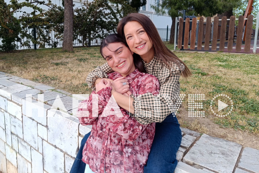 Γιώτα Παπαχριστοπούλου και Ραφαέλα Βουργουτζή - Από μια αγκαλιά στο για πάντα…