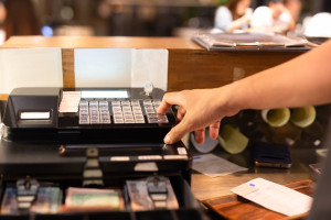 ΑΑΔΕ: Στους πρωταθλητές της φοροδιαφυγής η Ηλεία και η Δυτ. Ελλάδα