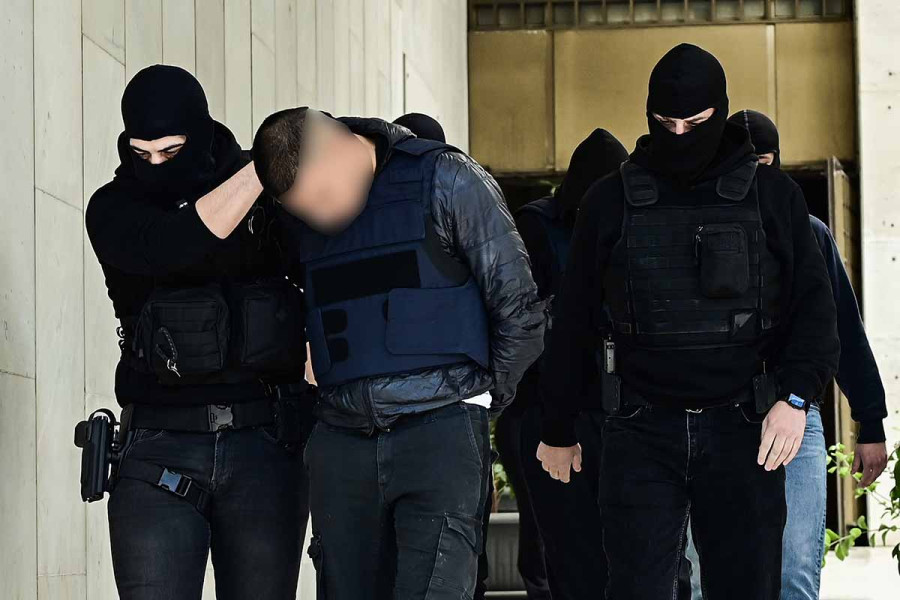 Άγιος Δημήτριος: «Δεν μπορούσε να δεχθεί το χωρισμό, μιλούσα και με τους δύο», είπε η 20χρονη