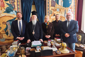 Έμπρακτη στήριξη και μήνυμα αλληλεγγύης από την Αντιπεριφέρεια Κοινωνικής Πολιτικής και Οικογένειας σε συνεργασία με τις Ιερές Μητροπόλεις