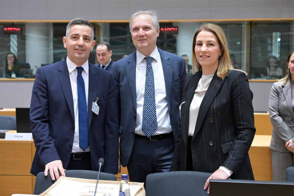 Βρυξέλλες: Προτεραιότητα για την Ελλάδα η ενίσχυση και ο καλύτερος συντονισμός των ελέγχων στα εισαγόμενα αγροδιατροφικά προϊόντα