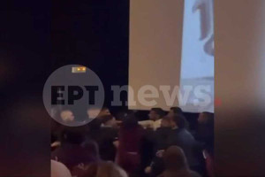 Κινηματογραφικό... ξύλο στου Ρέντη: Πιάστηκαν στα χέρια μέσα σε αίθουσα