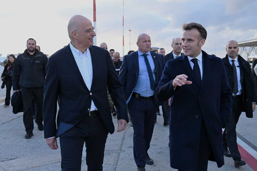 Στις 24 και 25 Απριλίου η επίσημη επίσκεψη του Εμανουέλ Μακρόν στην Αθήνα