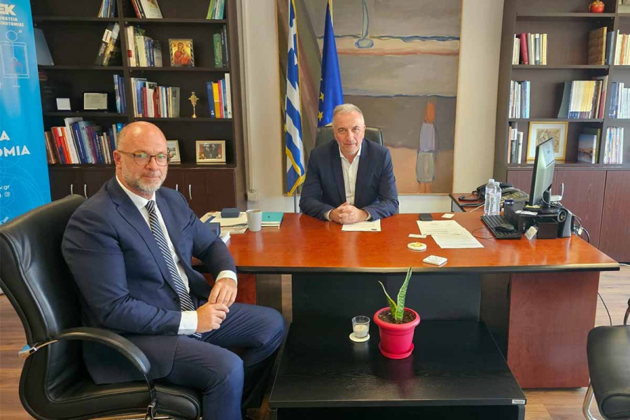 Συνάντηση του Αντιπεριφερειάρχη Τάκη Παπαδόπουλου με τον Υφυπουργό Ανάπτυξης Σταύρο Καλαφάτη