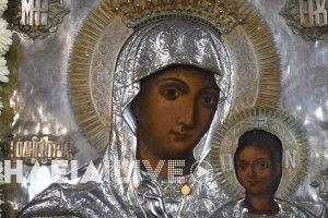 Παρακλήσεις: Τι συμβολίζουν οι δύο Κανόνες που ψάλλονται την περίοδο του Δεκαπενταυγούστου
