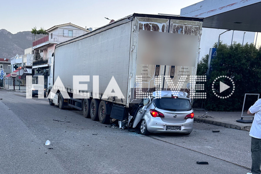 Ζαχάρω: Τραγικό τέλος για τον 29χρονο Δημήτρη Μελά - "Καρφώθηκε" με το αυτοκίνητό του σε νταλίκα (photos &amp; video)