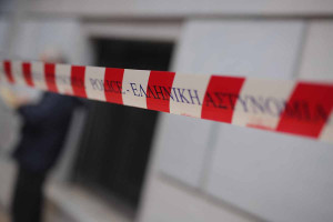 Θρίλερ στον Διόνυσο: Νεκρός ψάλτης σε κλειδωμένο κοντέινερ εκκλησίας