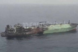 Ακυβέρνητο στη Μεσόγειο το κατεστραμμένο ρωσικό δεξαμενόπλοιο με χιλιάδες τόνους LNG: Πλησιάζει τις ακτές της Μάλτας (video)