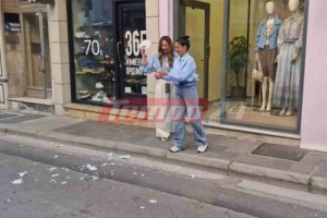 Πάτρα: Θορυβώδης η Πρώτη Ανάσταση - Oι καταστηματάρχες τα "έσπασαν" τηρώντας το έθιμο (photos &amp; video)