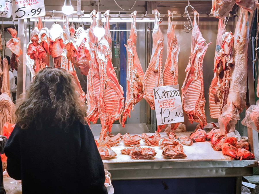 Πάσχα με «χρυσό» οβελία: Η έλλειψη αμνοεριφίων και η γεωπολιτική κρίση εκτοξεύουν τις τιμές