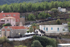 Βεντέτα στα Βορίζια: Ανοίγουν οι έρευνες της ΕΛΑΣ σε όλη την Κρήτη - Έφοδοι σε σπίτια στο Ρέθυμνο