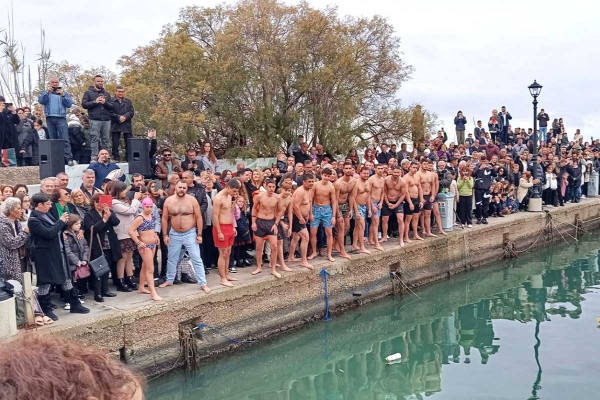 Με λαμπρότητα ο εορτασμός των Θεοφανίων στον Δήμο Ήλιδας