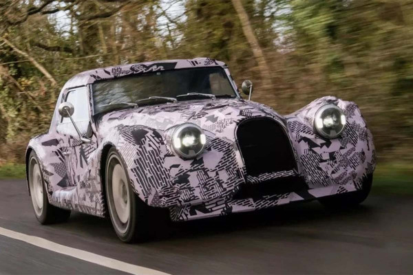 Με άρωμα BMW το νέο μοντέλο της Morgan