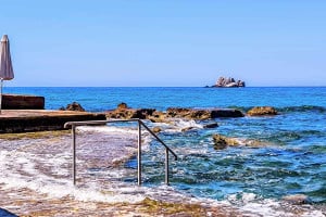 Καρχαρίας εμφανίστηκε στα Λουτρά Ωραίας Ελένης στην Κόρινθο