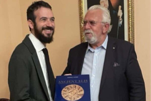 Επικοινωνία του Δημάρχου Ήλιδας με τον Σεβασμιώτατο Μητροπολίτη Μεξικού κ.κ. Ιάκωβο