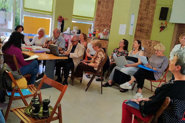 Το Σχολείο Δεύτερης Ευκαιρίας Πύργου στη Δεξαμενή γιατί …«Εμείς τραγουδάμε για να σμίξουμε τον κόσμο»