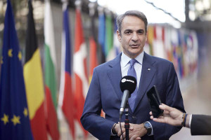 Σύνοδος Κορυφής: Το «όχι» της Ελλάδας σε περικοπές και το αίτημα για «μικρομεσαίους»