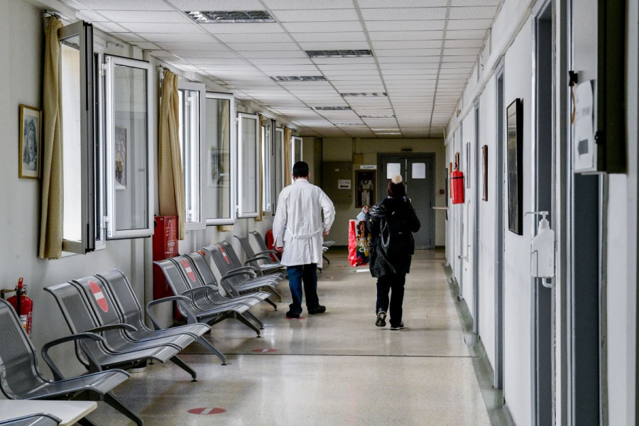 Κέντρα Υγείας: Γυμνά από γιατρούς και νοσηλευτές – Τι δείχνουν τα επίσημα στοιχεία για τις μειώσεις προσωπικού