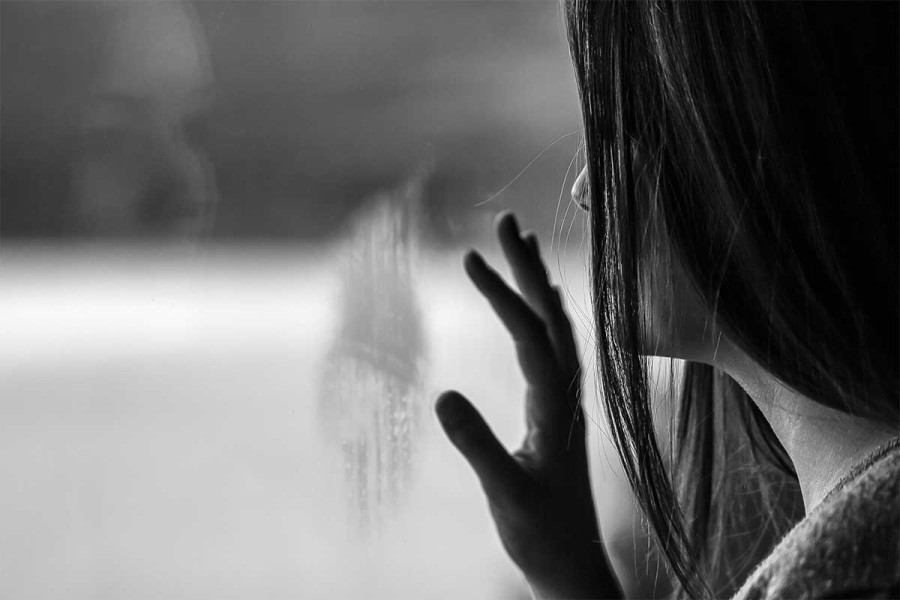 Κατάθλιψη: Το απροσδόκητο σωματικό σύμπτωμα που μαρτυρά την ψυχική διαταραχή