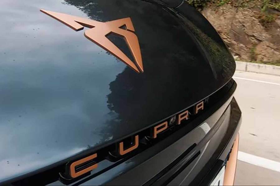 Το CUPRA Born ανανεώθηκε και ήρθε στην Ελλάδα