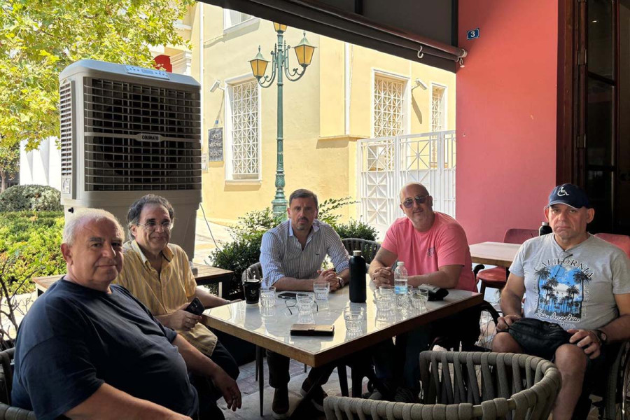 Συνάντηση Ανδρέα Νικολακόπουλου με εκπροσώπους του Σωματείου Παραπληγικών και Κινητικά Αναπήρων Ηλείας
