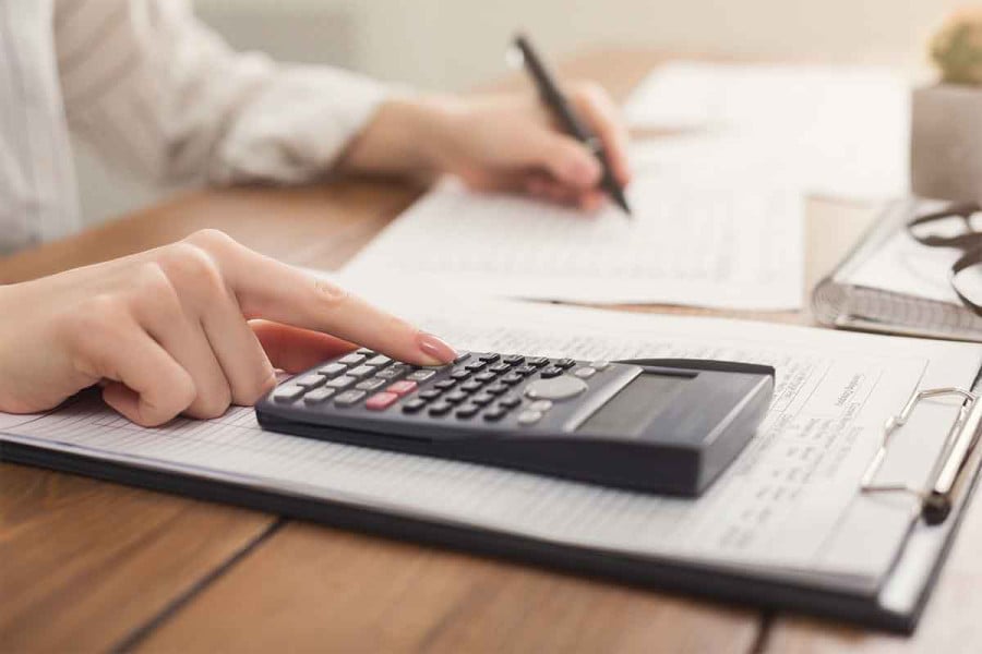 Τι να προσέξετε για την έκπτωση 4% και για την πληρωμή εφάπαξ ή με δόσεις στον φόρο εισοδήματος