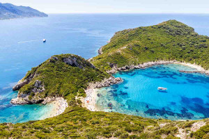 Αυτές είναι οι καλύτερες παραλίες του κόσμου για το 2026 – Στη δεύτερη θέση μια ελληνική