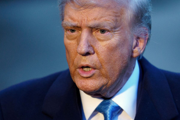 Το Ισραήλ «παγώνει» τις επιχειρήσεις στη Γάζα μετά το «ναι» της Χαμάς στο σχέδιο Τραμπ