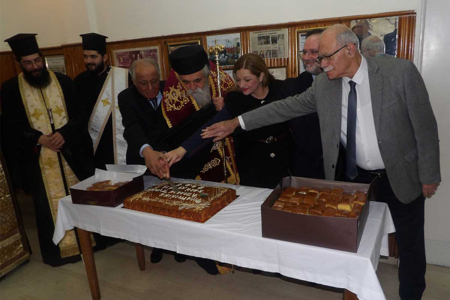 Πλήθος κόσμου παραβρέθηκε στην κοπή της πίτας της Φιλαρμονικής Πύργου «Απόλλων»