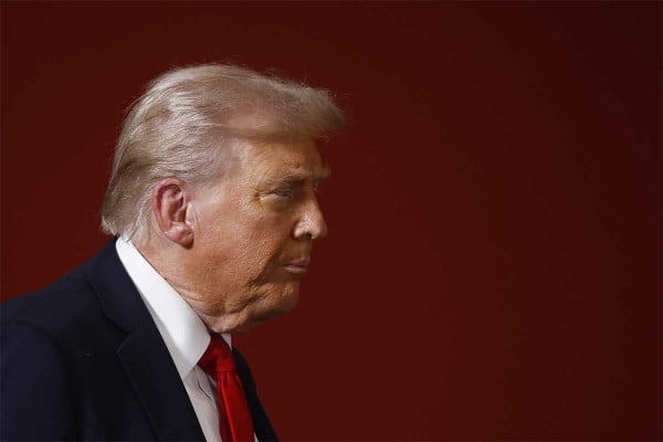 Ο Τραμπ έφτασε στην Αίγυπτο: Τα βλέμματα στο Σαρμ Ελ Σέιχ και τη «Σύνοδο Ειρήνης» για τη Γάζα – Οι ηγέτες που θα συμμετέχουν