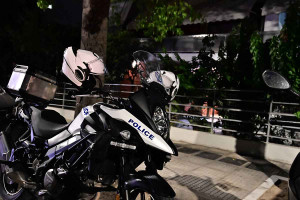 Η στιγμή που οι Αρχές συλλαμβάνουν τον 51χρονο που ταμπουρώθηκε στο Νέο Κόσμο