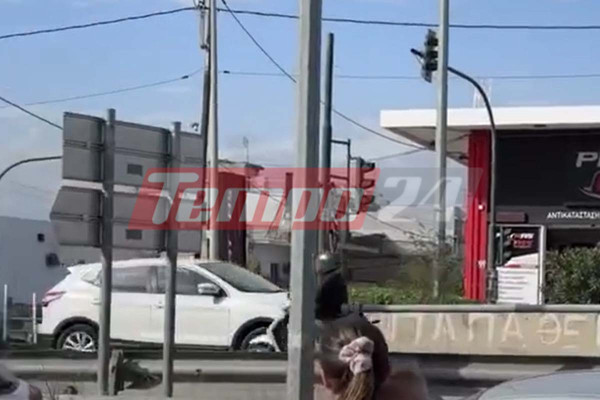 Πάτρα: Οδηγός δικύκλου μπήκε ανάποδα στην Εθνική κι έκανε ελιγμούς ανάμεσα στα ΙΧ (video)