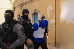 Χανιά: Ο 22χρονος είπε ότι ο 51χρονος έβρισε τη μητέρα του - Απολογείται για τη δολοφονία το Σάββατο