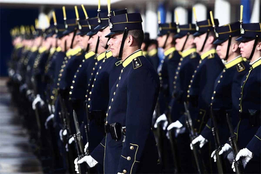 Πανελλήνιες 2026 και Στρατιωτικές Σχολές: Πότε τελειώνουν οι αιτήσεις - Οι ημερομηνίες για τις Προκαταρκτικές Εξετάσεις