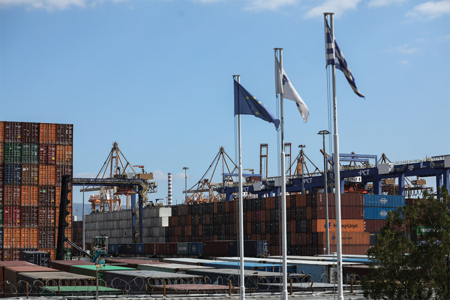 Κατάσχεση 1 τόνου κοκαΐνης στο λιμάνι του Πειραιά από το ελληνικό FBI – Τέσσερις συλλήψεις