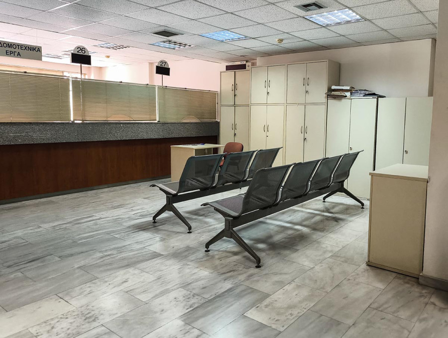 Δημόσιο: Τι αλλάζει σε υπερωρίες και αποζημιώσεις - Έρχεται η ψηφιακή κάρτα