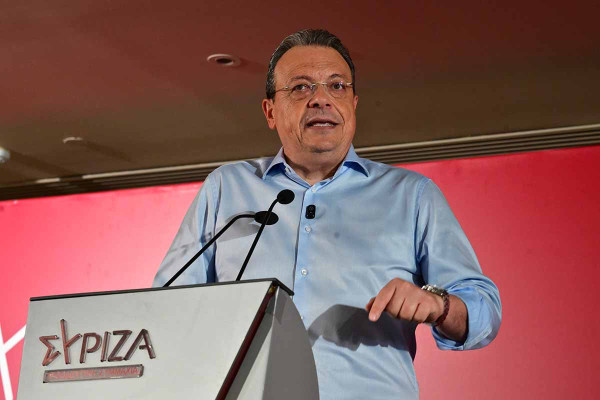 Ώρα μηδέν στην ΚΕ ΣΥΡΙΖΑ: «Δίπλα στον Τσίπρα;» η γραμμή Φάμελλου