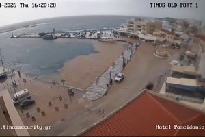 Τήνος: Η θάλασσα έγινε καφέ μέσα σε πέντε λεπτά - Εντυπωσιακό time-lapse
