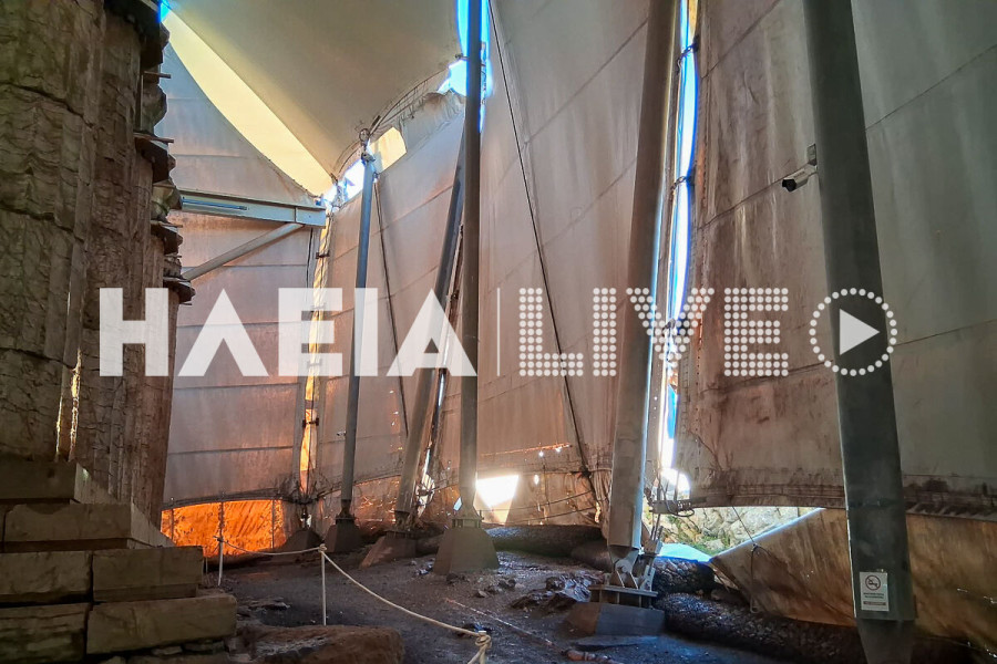 Ναός Επικουρίου Απόλλωνα: Σκίστηκε η τέντα προστασίας από τους θυελλώδεις ανέμους