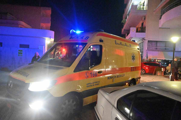 Τροχαίο δυστύχημα στην Εύβοια με νεκρό έναν 17χρονο: Η μηχανή του συγκρούστηκε με ασθενοφόρο