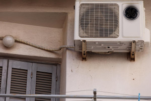 Πόσο ασφαλές είναι το κλιματιστικό όταν έξω έχει καπνό;