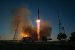 Εκτοξεύτηκε το διαστημόπλοιο Soyuz - Δύο Ρώσοι κοσμοναύτες και Αμερικανός αστροναύτης το πλήρωμα