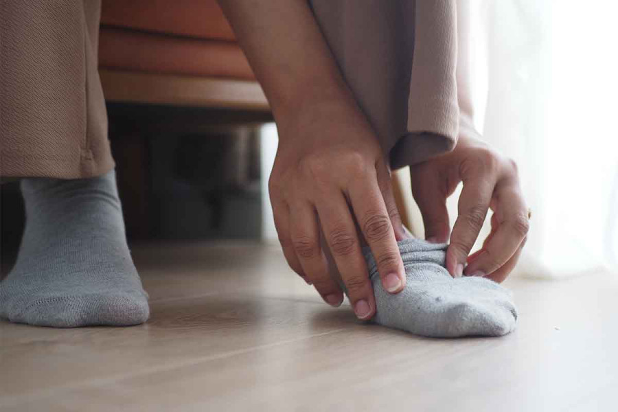 Μπορώ να ξαναφορέσω το ίδιο ζευγάρι κάλτσες και την επόμενη μέρα; Η επιστήμη απαντά