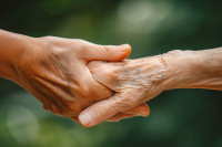 Δίδυμες 100 ετών μοιράζονται 5 απλές συμβουλές για μακροζωία