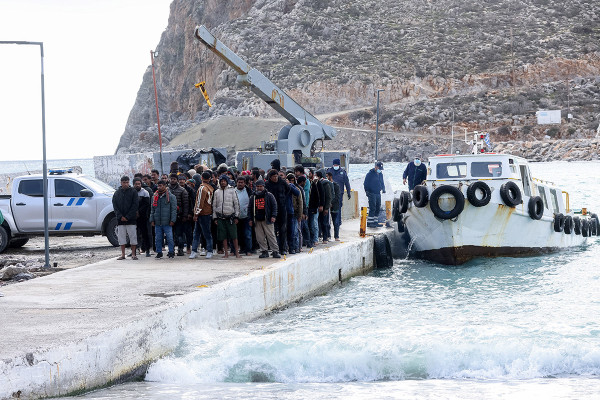 Κρήτη: Νέα επιχείρηση διάσωσης 87 μεταναστών - Στους 327συνολικά οι διασωθέντες