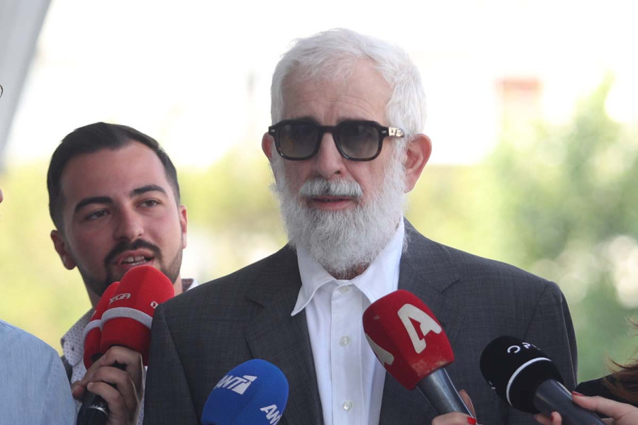 Στον Άρειο Πάγο ο Πέτρος Φιλιππίδης για την αναίρεση της καταδίκης του για τις δύο απόπειρες βιασμού