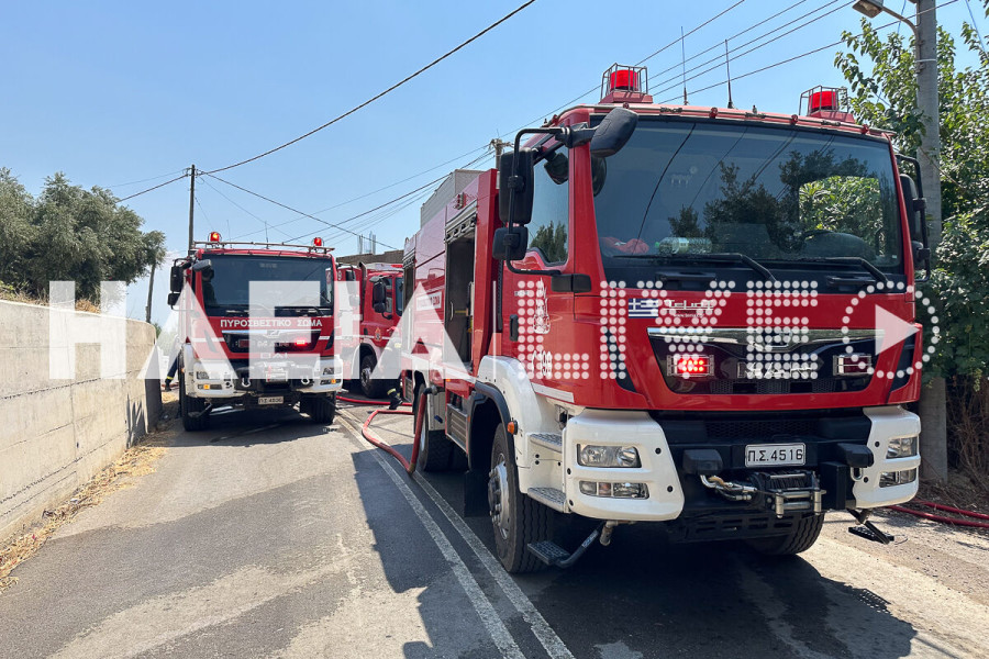 Φωτιά στο Μαρκόπουλο – Ισχυρές πυροσβεστικές δυνάμεις, συνδράμει και ελικόπτερο