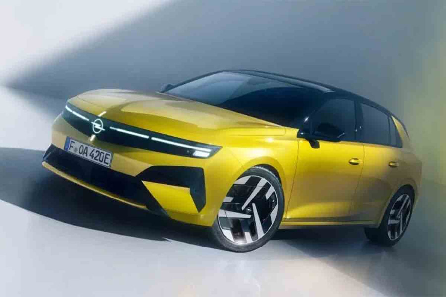 Το Opel Astra φρεσκάρεται